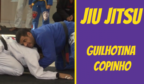 Professor Rodrigo Acioli mostra Guilhotina Copinho no jiu-jitsu